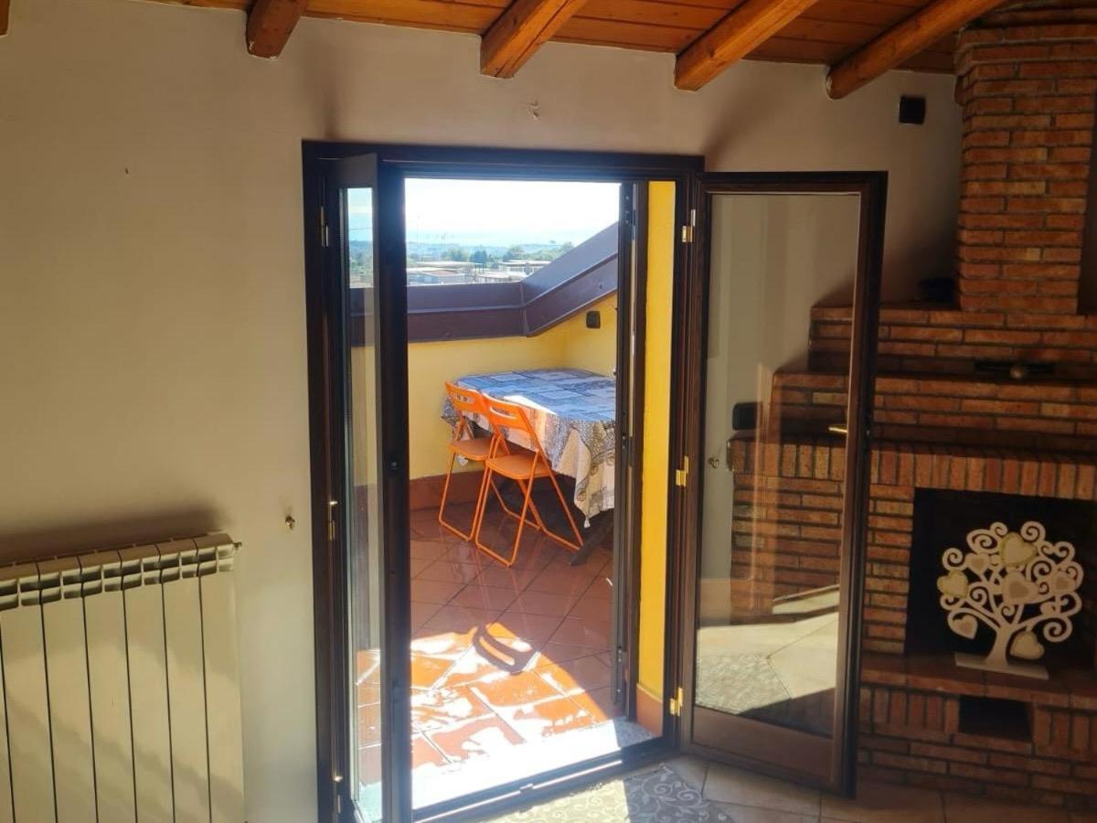 Casa Vacanza Lmt Aci Catena Buitenkant foto