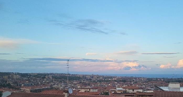 Casa Vacanza Lmt Aci Catena Buitenkant foto